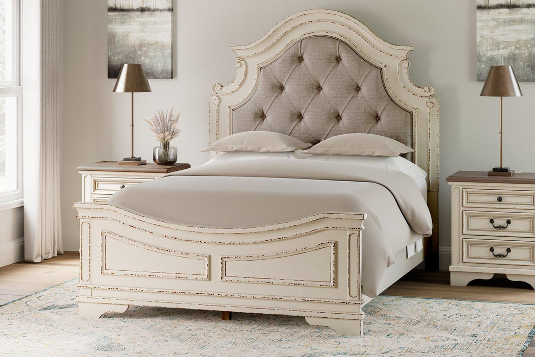 Realyn Upholstered Bed