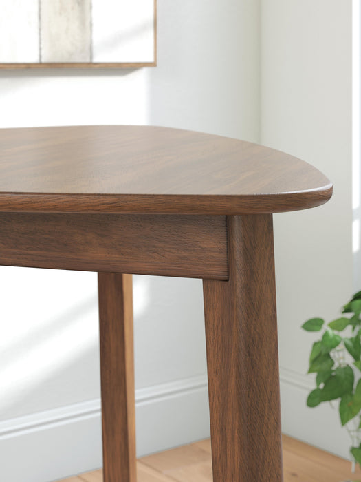 Tameride Dining Table