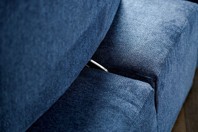 Stavanger 2-Seater w/ Rect Ottoman